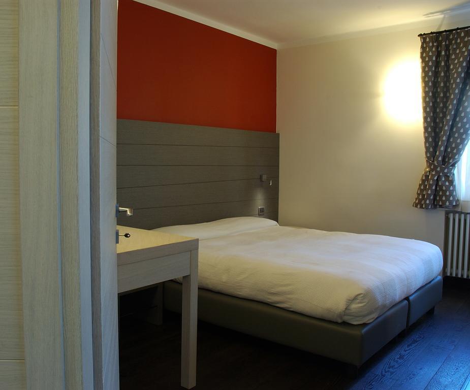 Hotel Bucaneve 3*